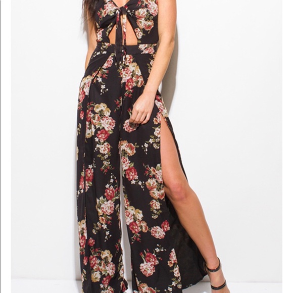 Flowered jumpsuit - Picture 4 of 4